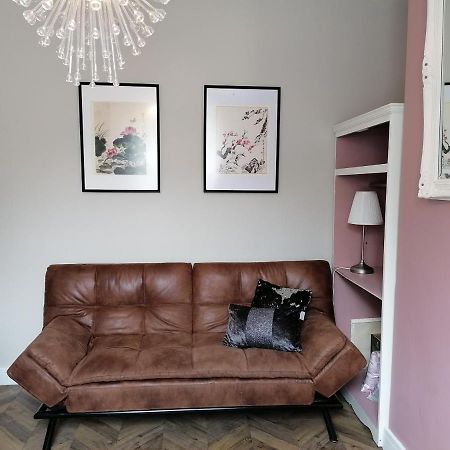 Queens Quarter Holiday Homes (Adults Only) Белфаст Екстериор снимка