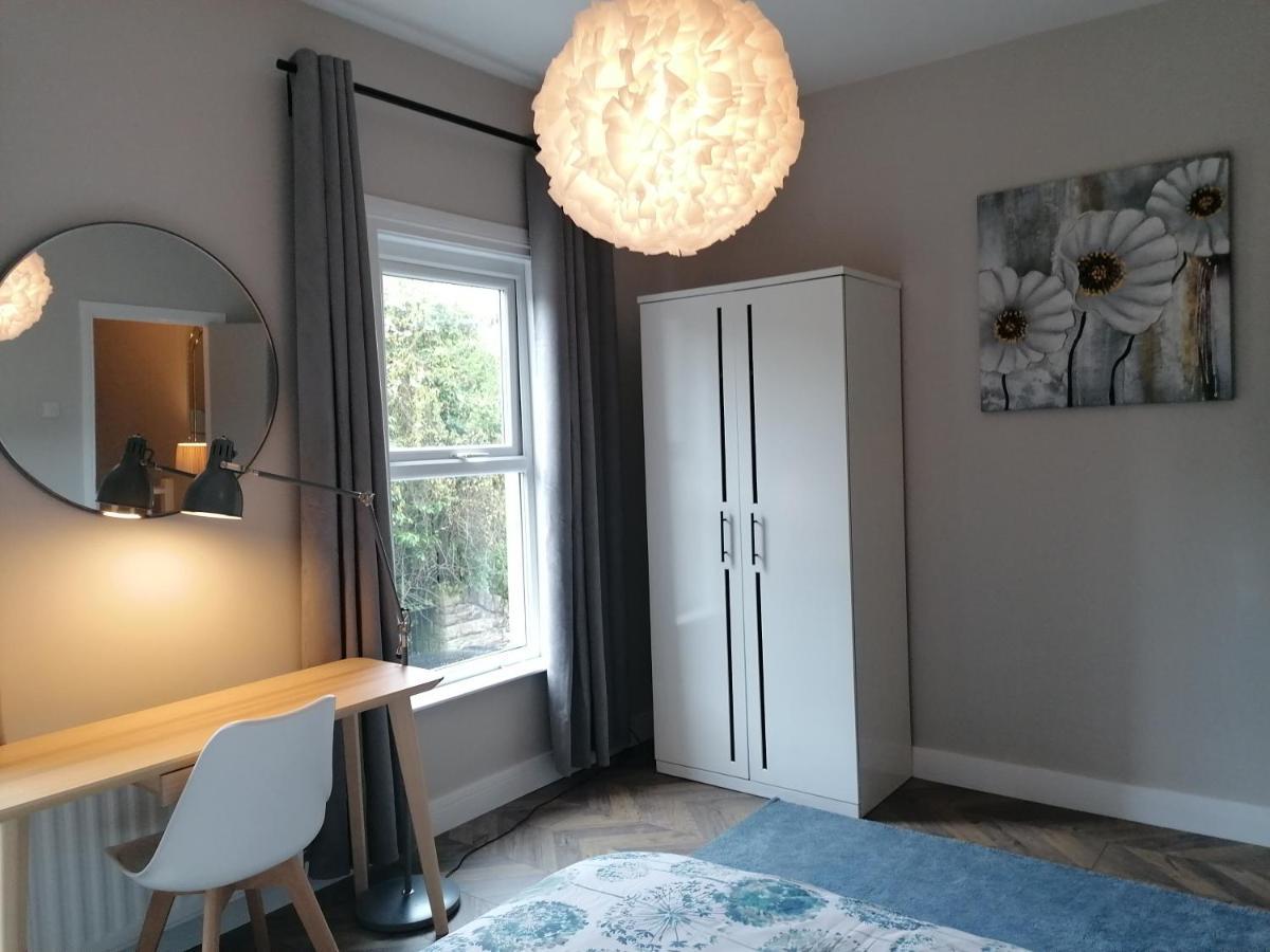 Queens Quarter Holiday Homes (Adults Only) Белфаст Екстериор снимка