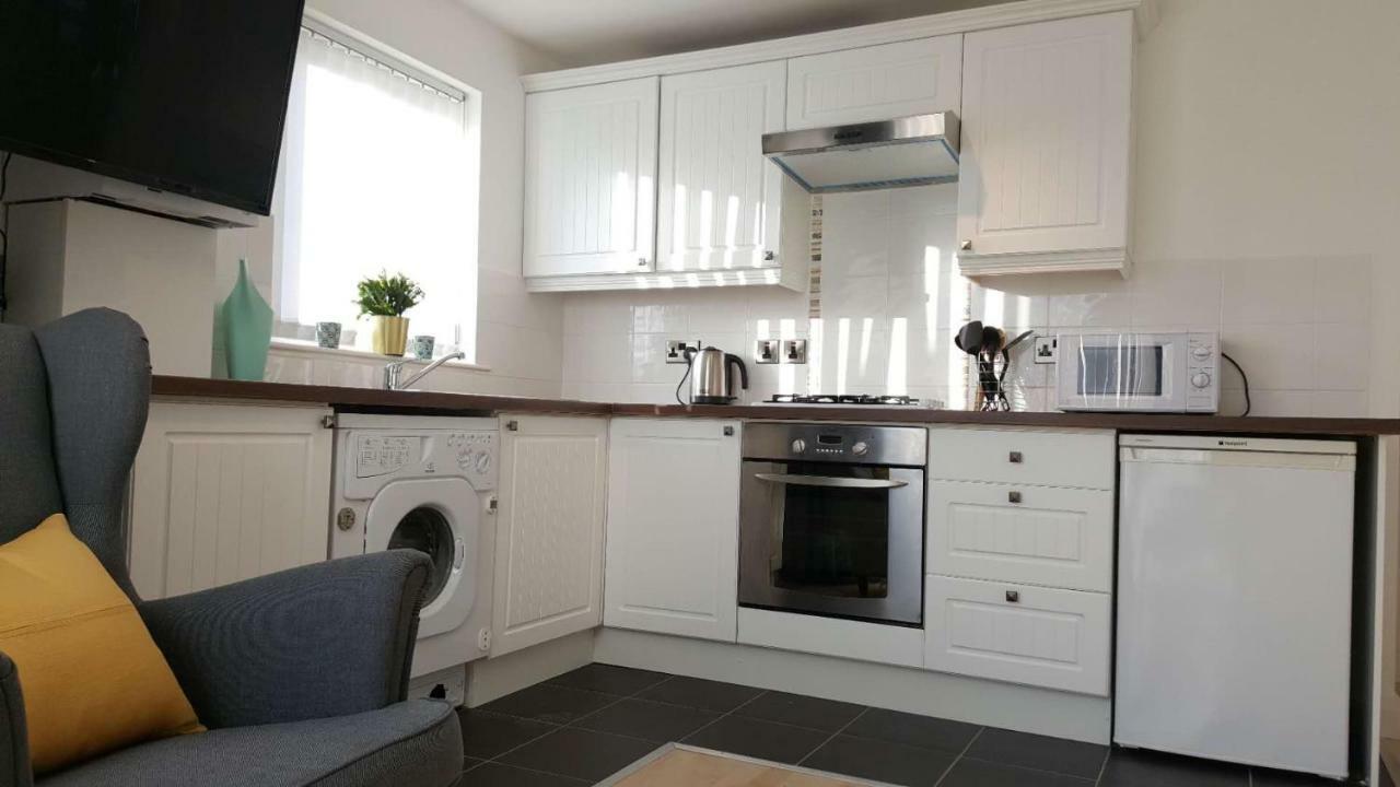 Queens Quarter Holiday Homes (Adults Only) Белфаст Екстериор снимка