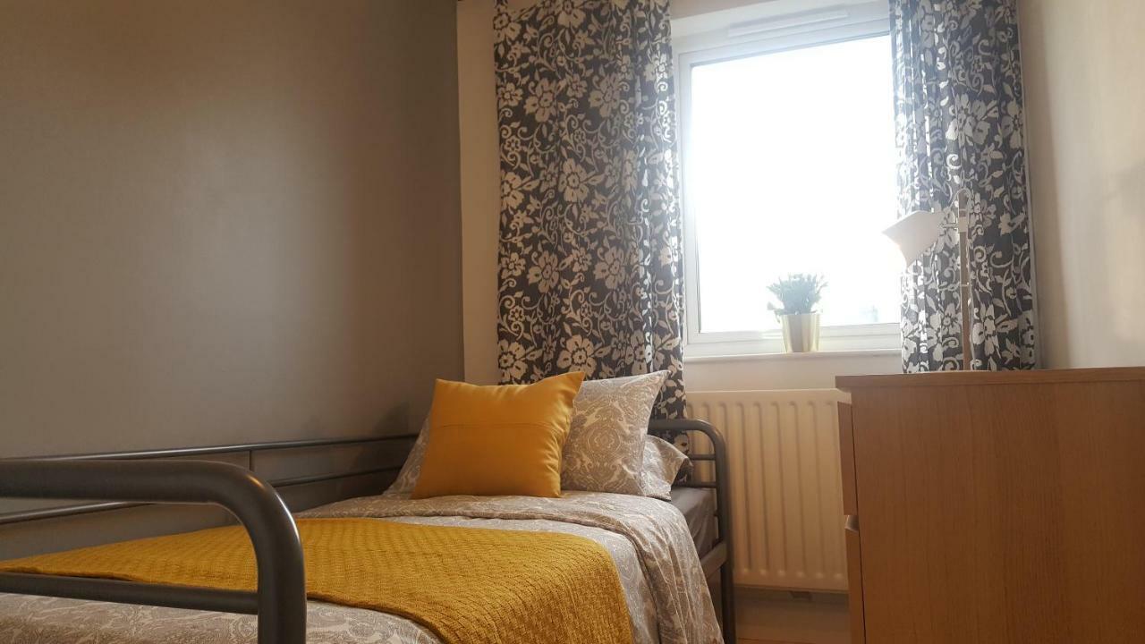 Queens Quarter Holiday Homes (Adults Only) Белфаст Екстериор снимка