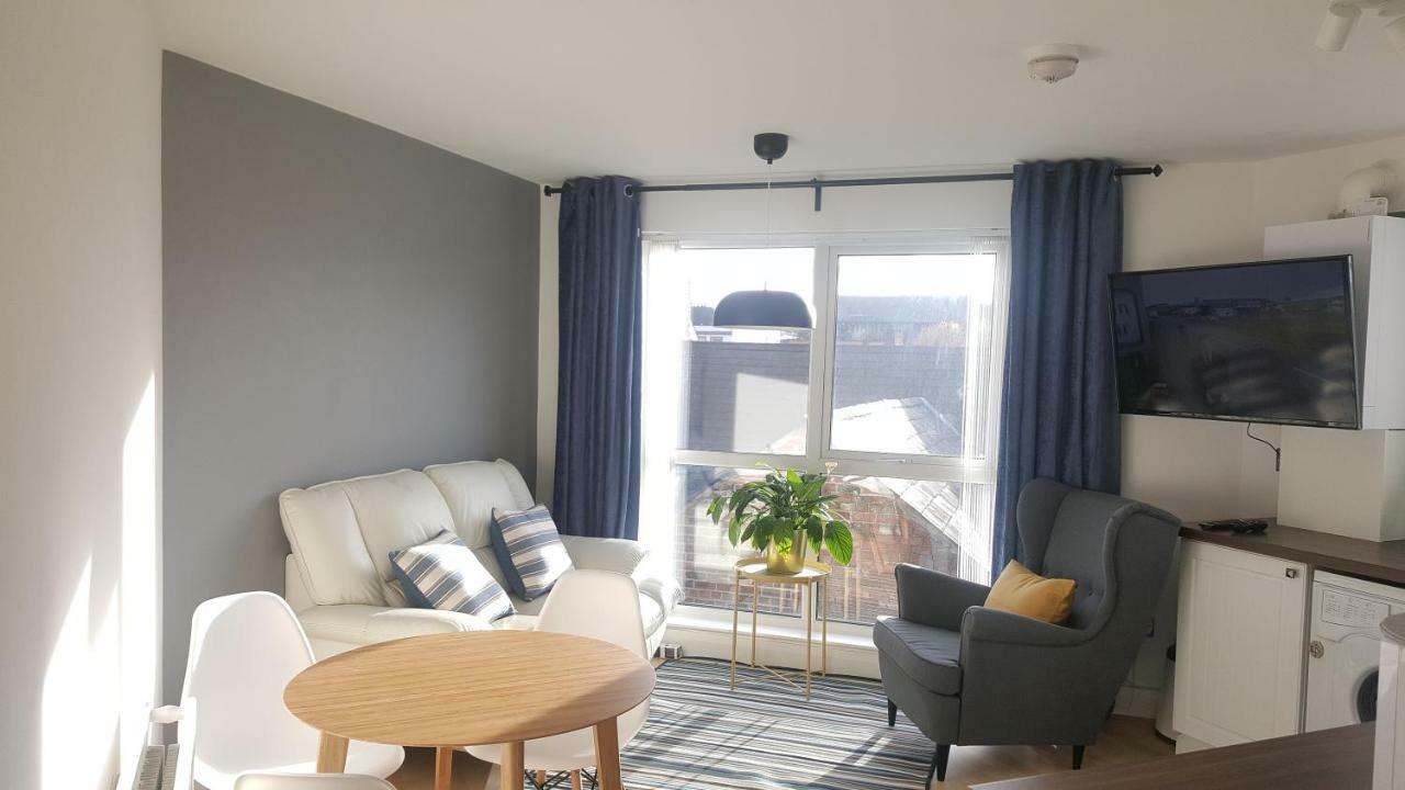 Queens Quarter Holiday Homes (Adults Only) Белфаст Екстериор снимка
