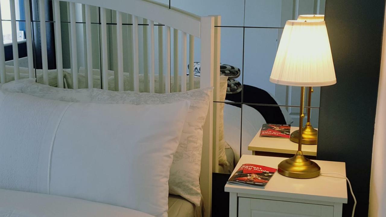 Queens Quarter Holiday Homes (Adults Only) Белфаст Екстериор снимка
