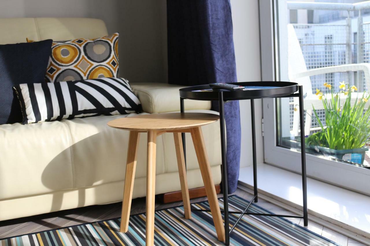 Queens Quarter Holiday Homes (Adults Only) Белфаст Екстериор снимка